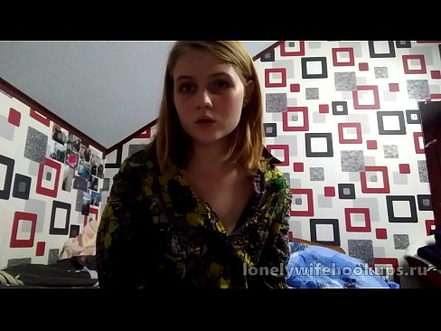 ❤️ Jonge blonde studente uit Rusland houdt van grotere lullen. ️ Fucking video at us ☑