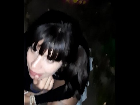 ❤️ Op straat gezwollen penis in ruil voor snoep ️ Fucking video at us ☑
